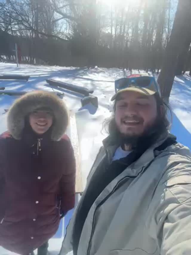 Don’t forget, today until 4PM you can come sledding for free here at Manidokan! There will also be a warming station in Riverview lodge with coffee, hot chocolate and tea available! Come see us!